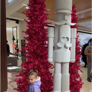 Meet your Posher, Dima